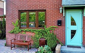 A Cosy House Near The City Centre